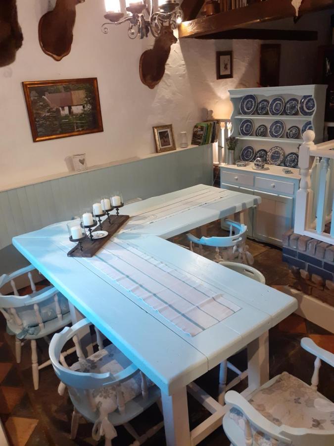 Clarisses Cottage ลาราห์ ภายนอก รูปภาพ